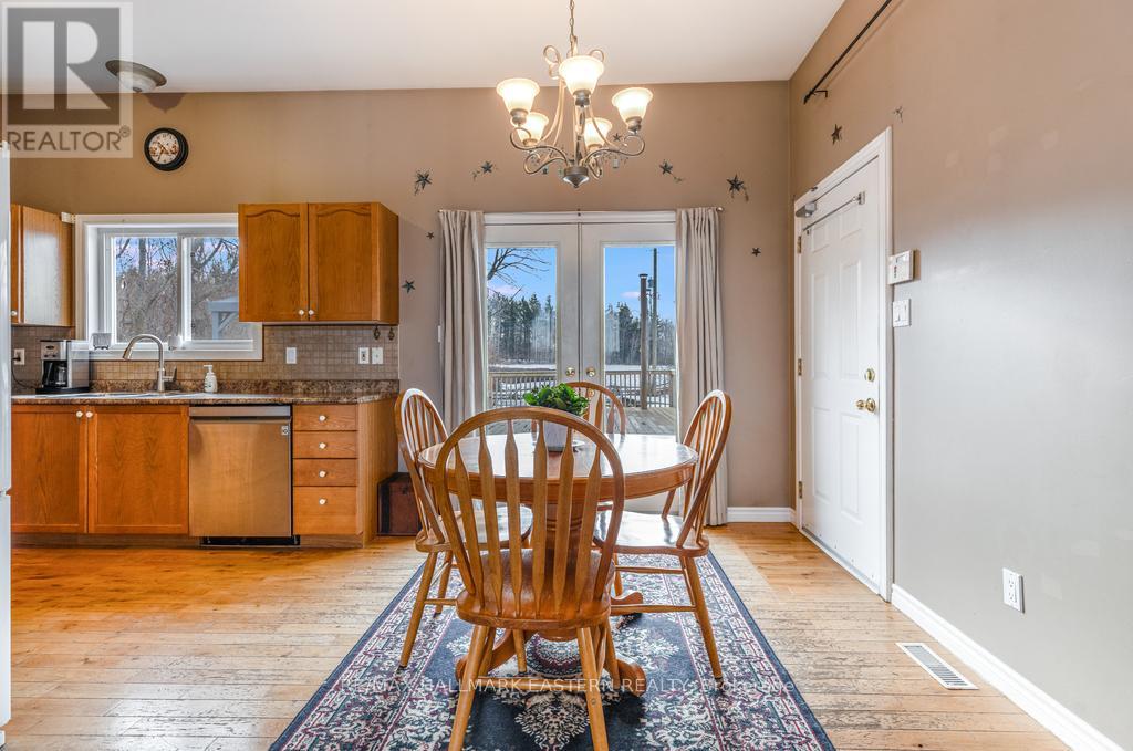 1755a Salem Road, Prince Edward County, Ontario  K0K 1T0 - Photo 31 - X12894400