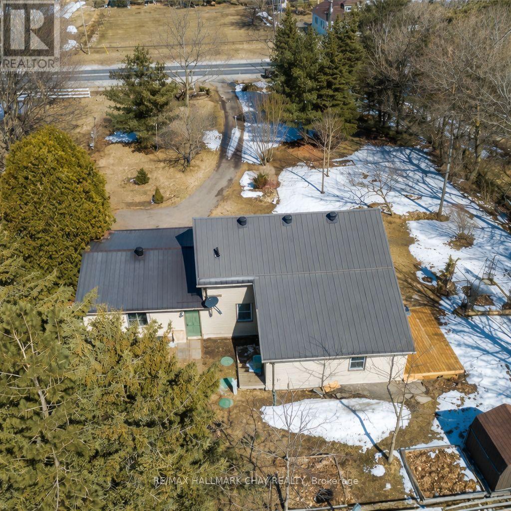 3324 Penetanguishene Road, Oro-Medonte, Ontario  L4M 4Y8 - Photo 2 - S12944396