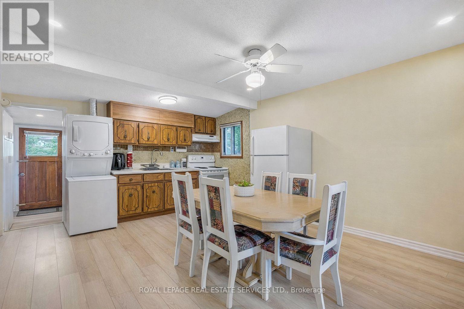 34 Nancy Street, Wasaga Beach, Ontario  L9Z 2K5 - Photo 2 - S12944404