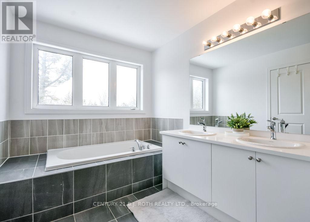 104 Blue Forest Crescent, Barrie, Ontario  L9J 0N7 - Photo 24 - S12944570