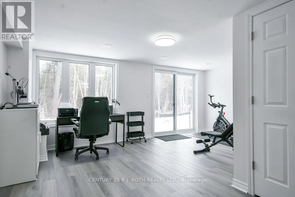 104 Blue Forest Crescent, Barrie, Ontario  L9J 0N7 - Photo 35 - S12944570