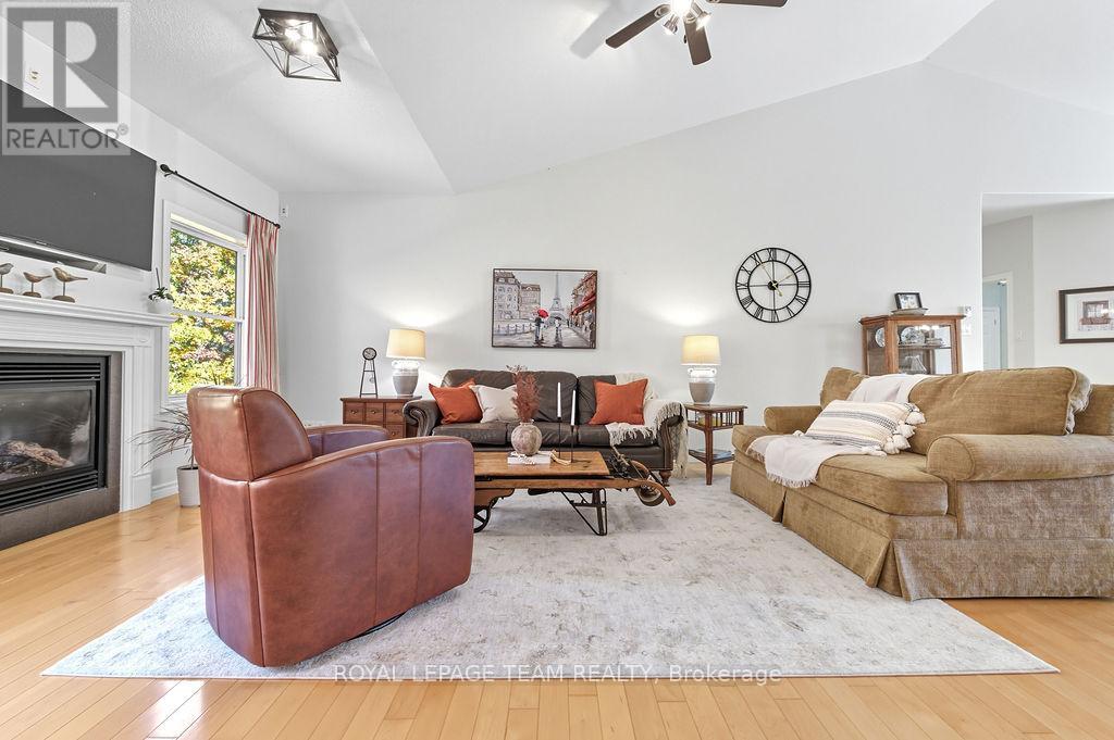 698 Barryvale Road, Greater Madawaska, Ontario  K0J 1H0 - Photo 21 - X12666028