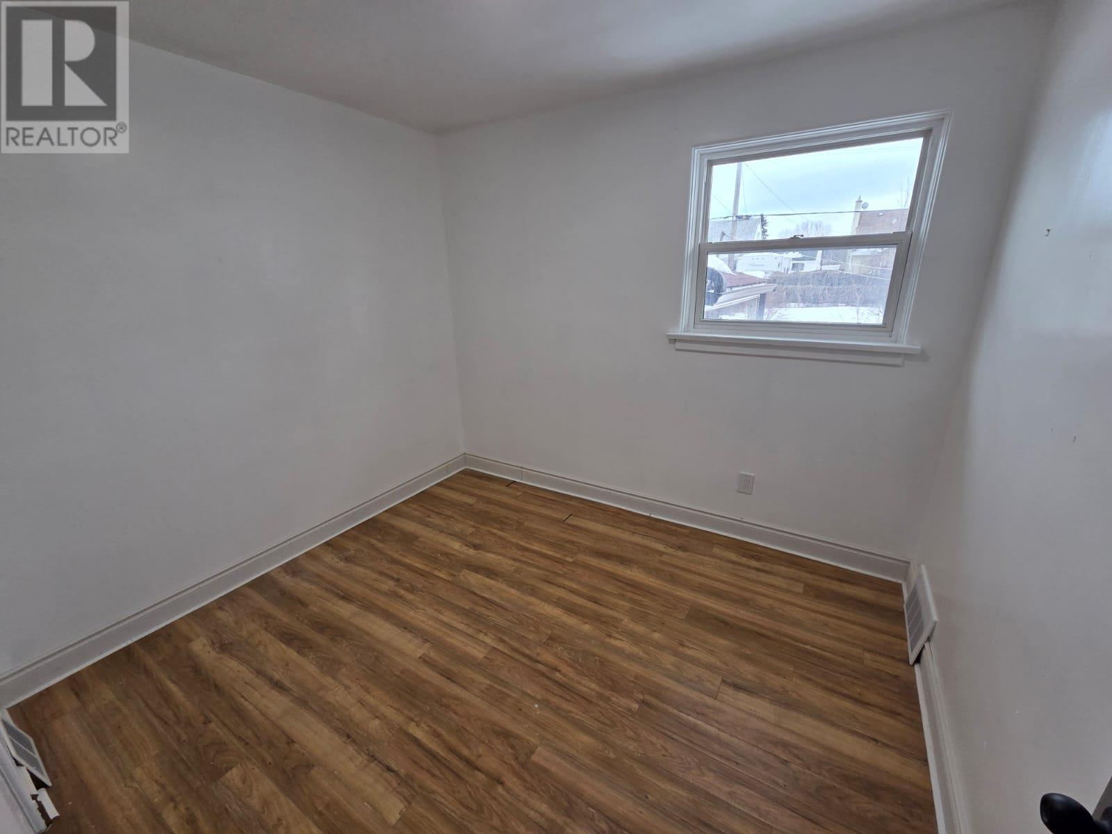 2230 Begin St E, Thunder Bay, Ontario  P7E 5L6 - Photo 18 - TB2600481