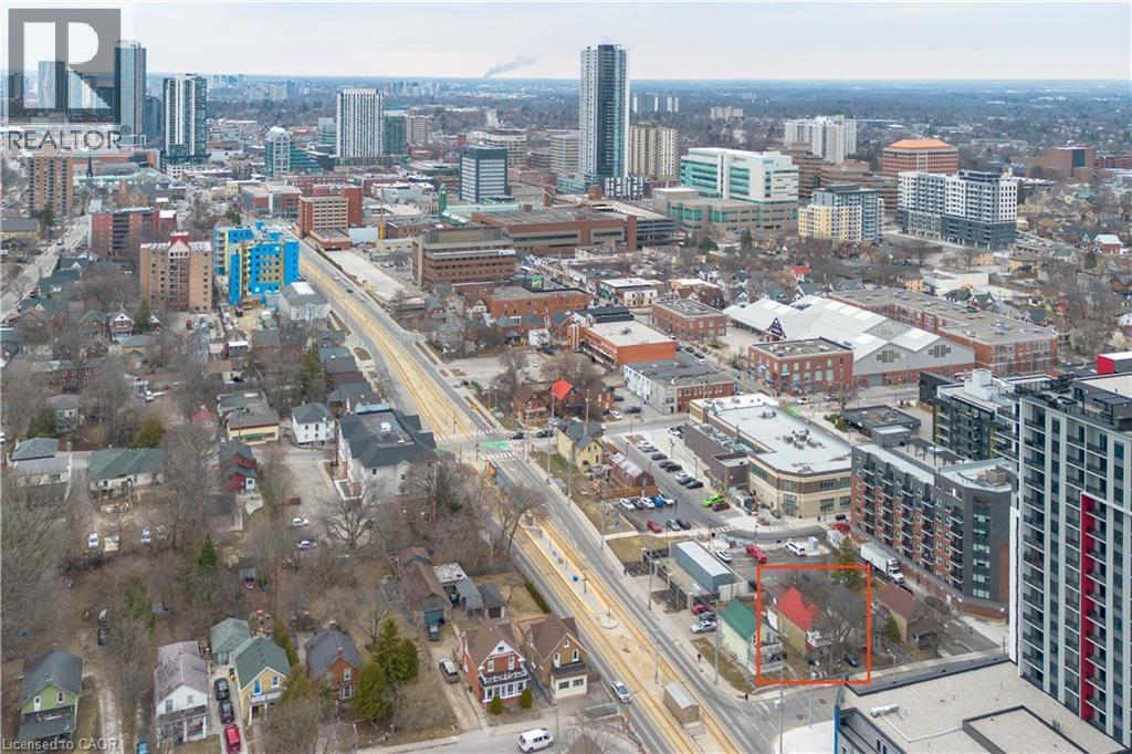 24 Madison Avenue S, Kitchener, Ontario  N2G 3M3 - Photo 37 - 40813559