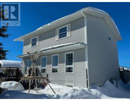 97 Dickenson RD, Balmertown, Ontario