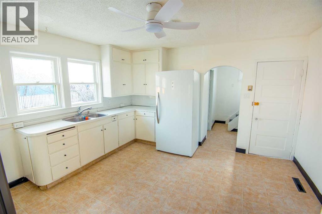 2111 19 Street, Nanton, Alberta  T2L 1R0 - Photo 2 - A2273487