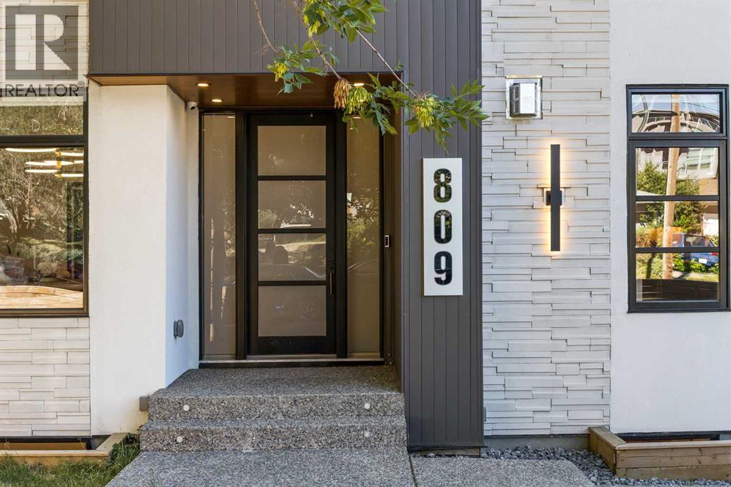 809 Drury Avenue NE, Calgary, Alberta  T2E 0M3 - Photo 3 - A2290626