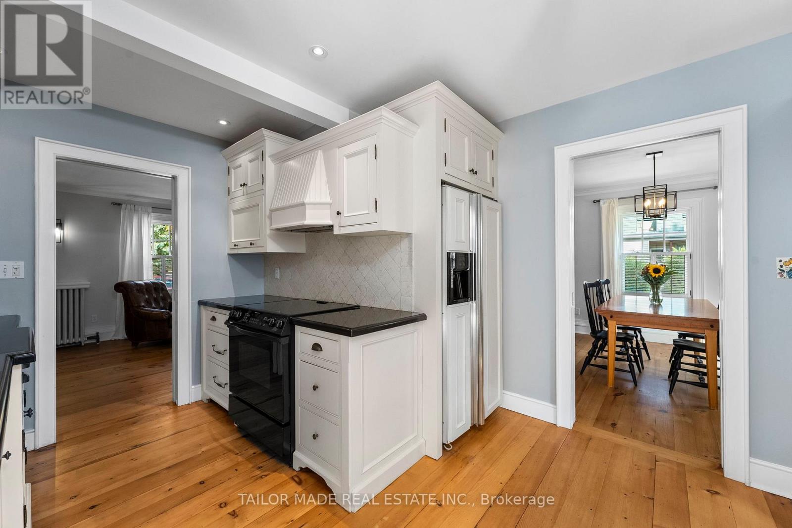 19 Isabella Street, Brampton, Ontario  L6X 1P4 - Photo 10 - W12944162