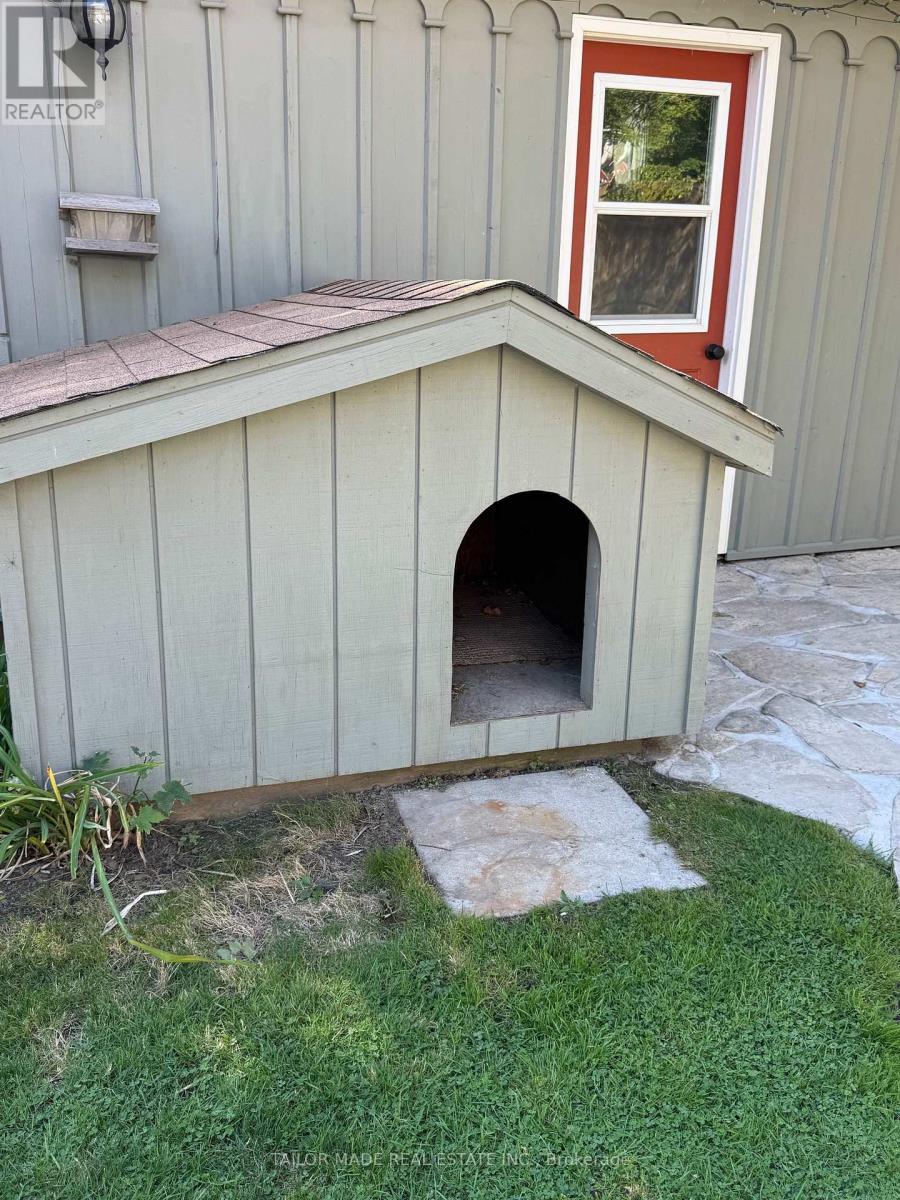 19 Isabella Street, Brampton, Ontario  L6X 1P4 - Photo 41 - W12944162