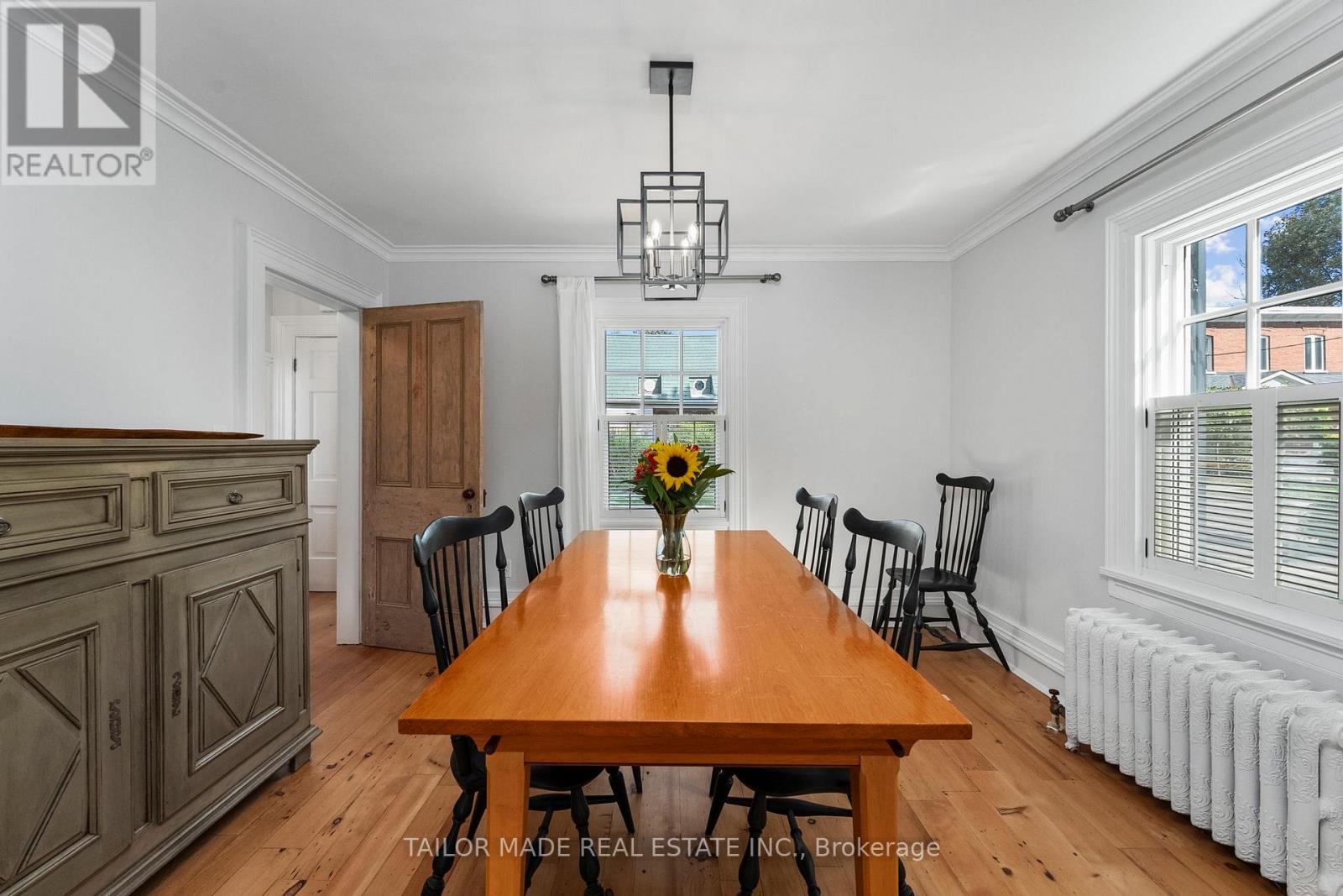 19 Isabella Street, Brampton, Ontario  L6X 1P4 - Photo 8 - W12944162