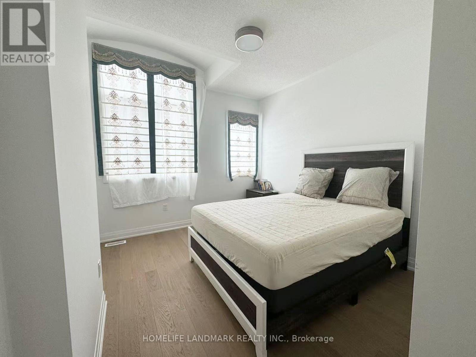 MASTER - 3036 WILLIAM CUTMORE BOULEVARD, Oakville, Ontario