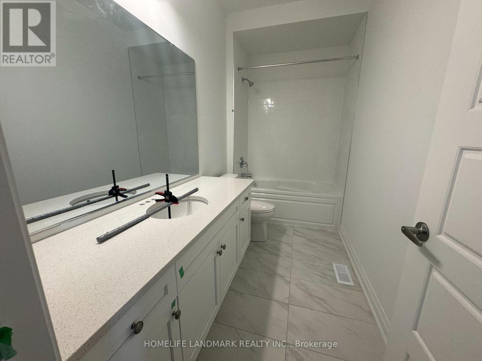 Rm1 - 3036 William Cutmore Boulevard, Oakville, Ontario  L6H 7W8 - Photo 8 - W12944190