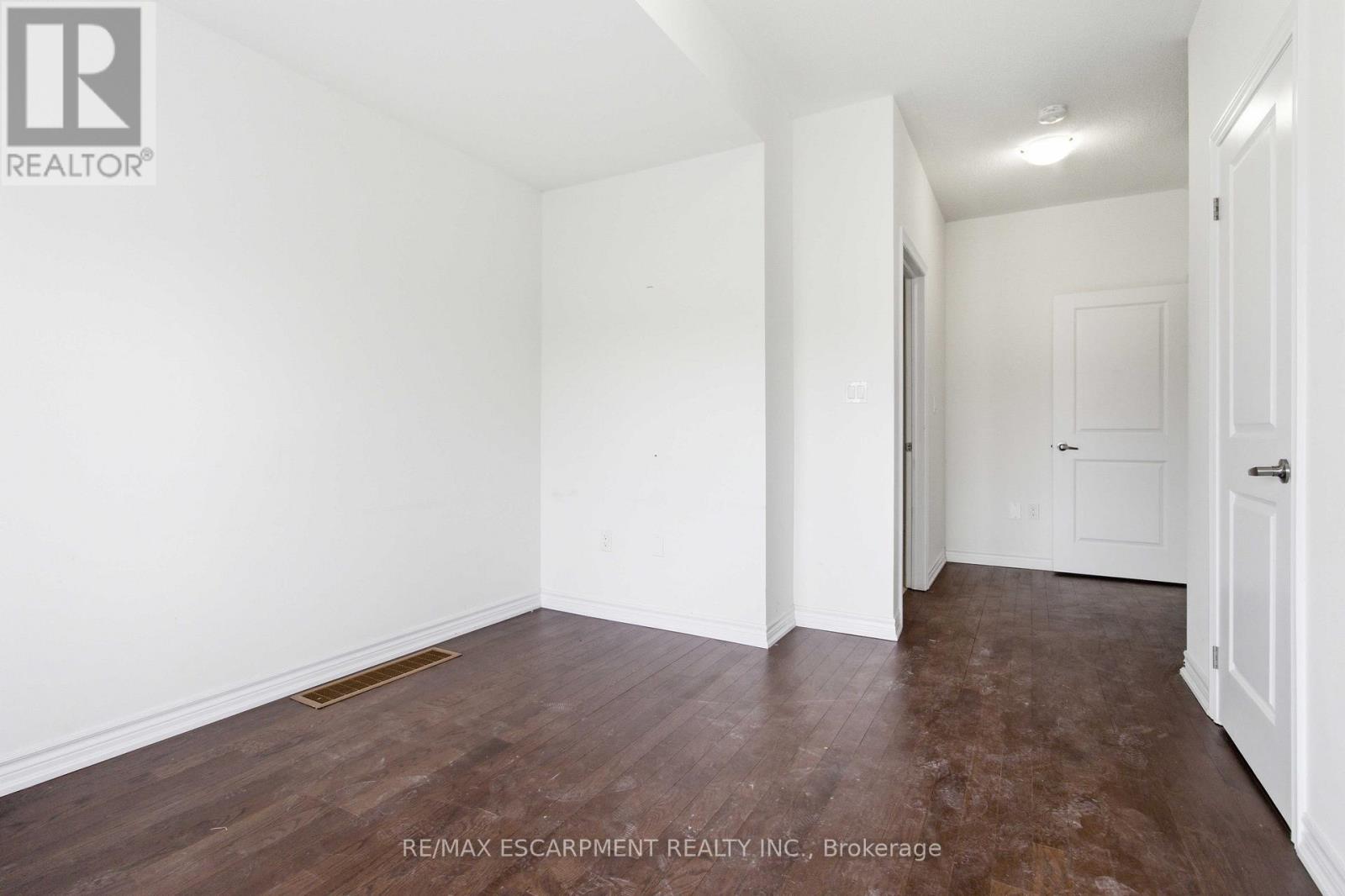 12230 Mclaughlin Road, Caledon, Ontario  L7C 4K8 - Photo 6 - W12944292