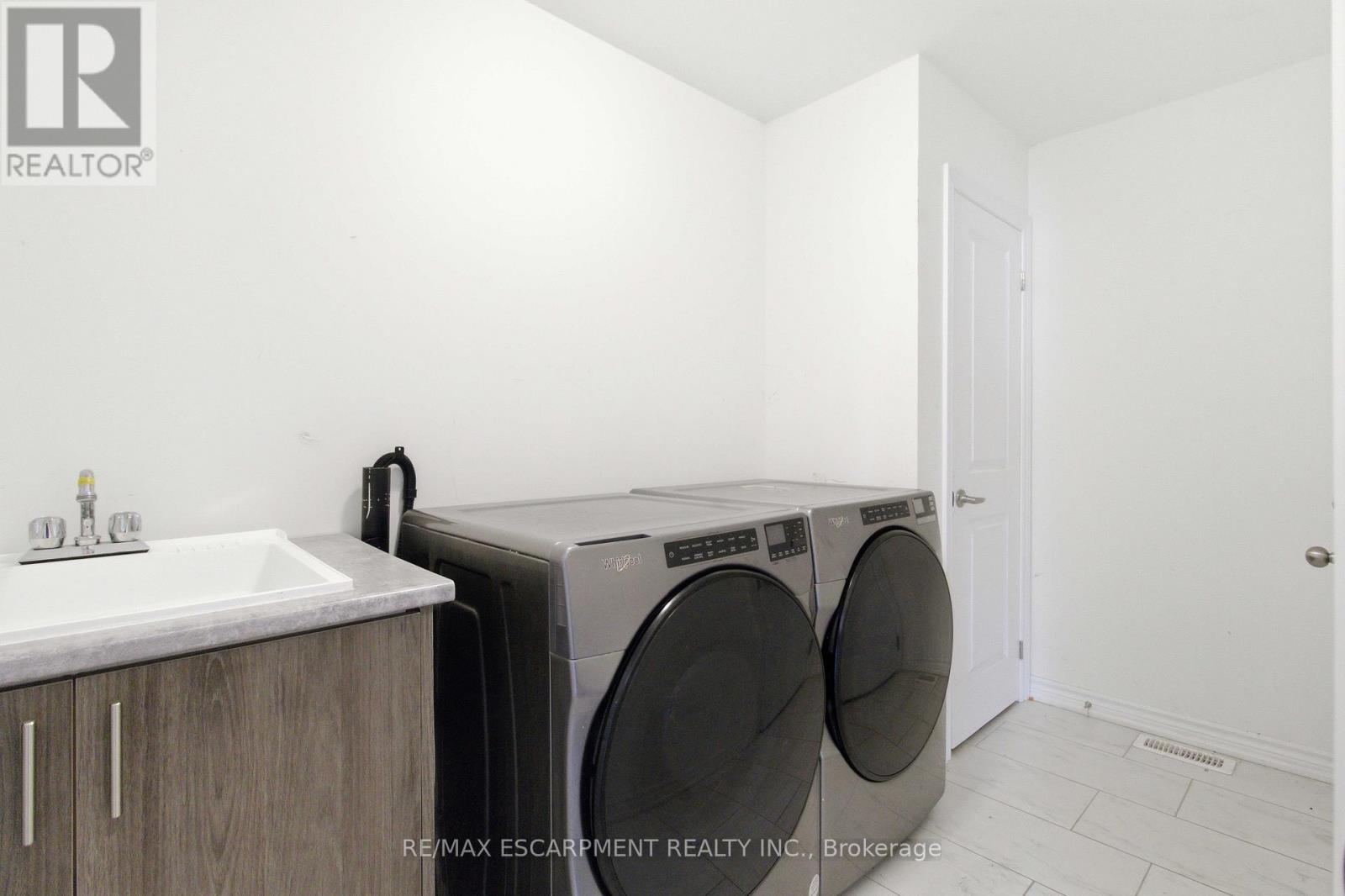 12230 Mclaughlin Road, Caledon, Ontario  L7C 4K8 - Photo 7 - W12944292