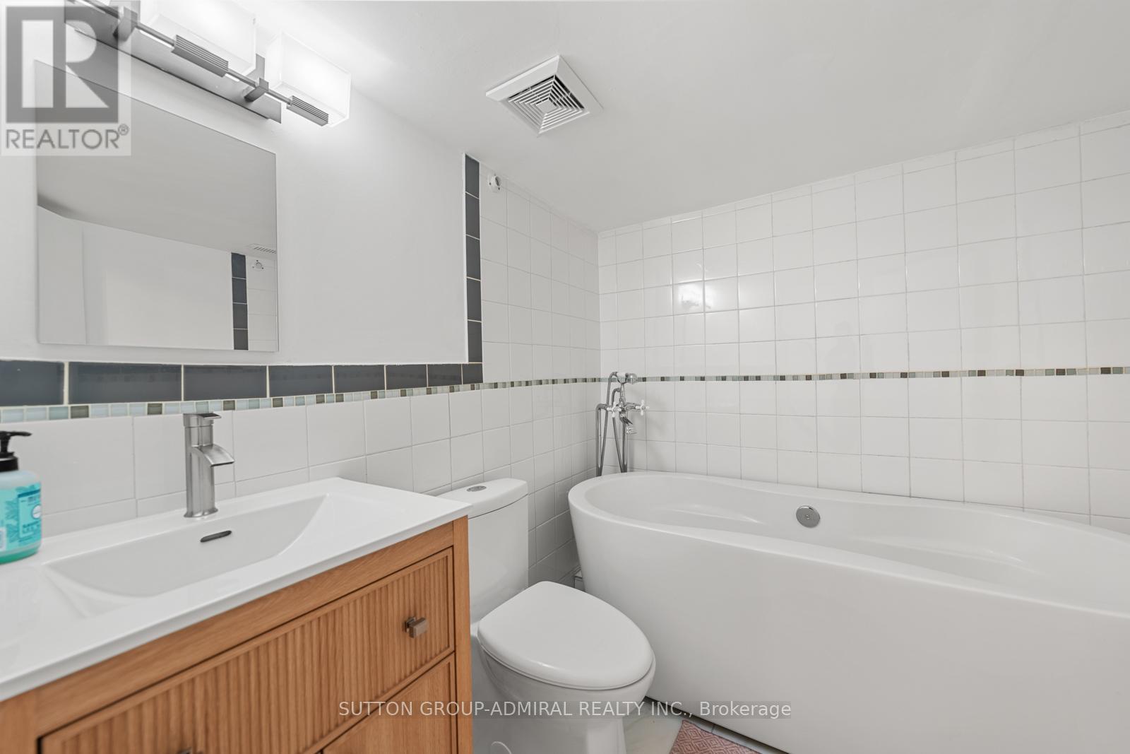 87 Pritchard Avenue, Toronto, Ontario  M6N 1T9 - Photo 22 - W12944320