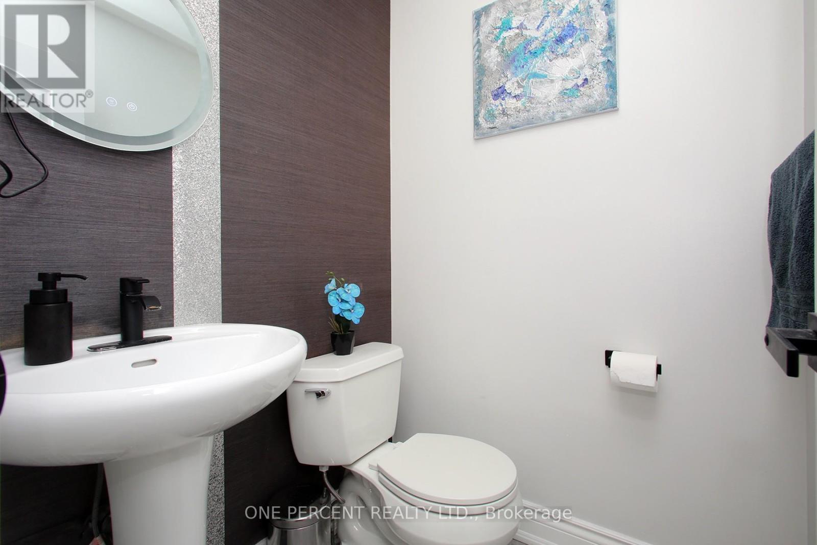 5 Watson Road, Halton Hills, Ontario  L7G 5N8 - Photo 16 - W12944334