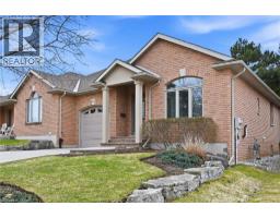 28 WAINWRIGHT Boulevard, Dundas, Ontario