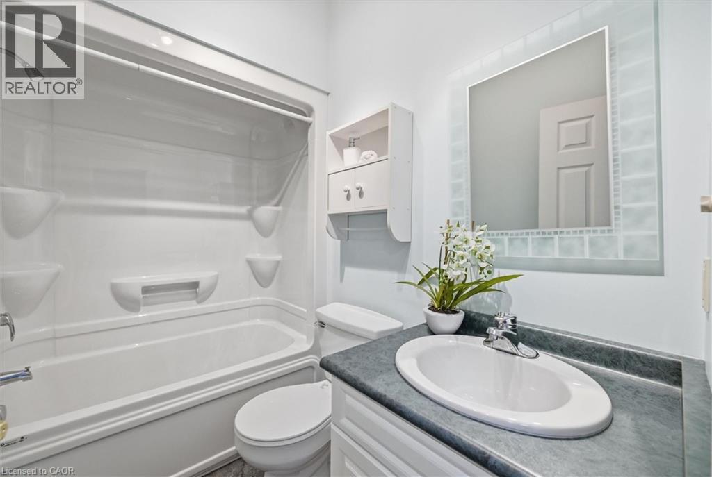 28 Wainwright Boulevard, Dundas, Ontario  L9H 7N5 - Photo 20 - 40815243