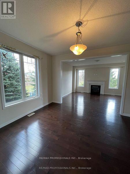 272 Leiterman Drive, Milton, Ontario  L9T 8B8 - Photo 13 - W12944472