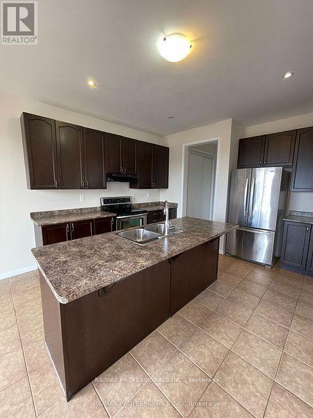 272 Leiterman Drive, Milton, Ontario  L9T 8B8 - Photo 18 - W12944472