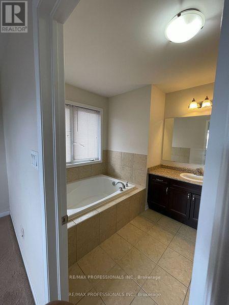 272 Leiterman Drive, Milton, Ontario  L9T 8B8 - Photo 37 - W12944472