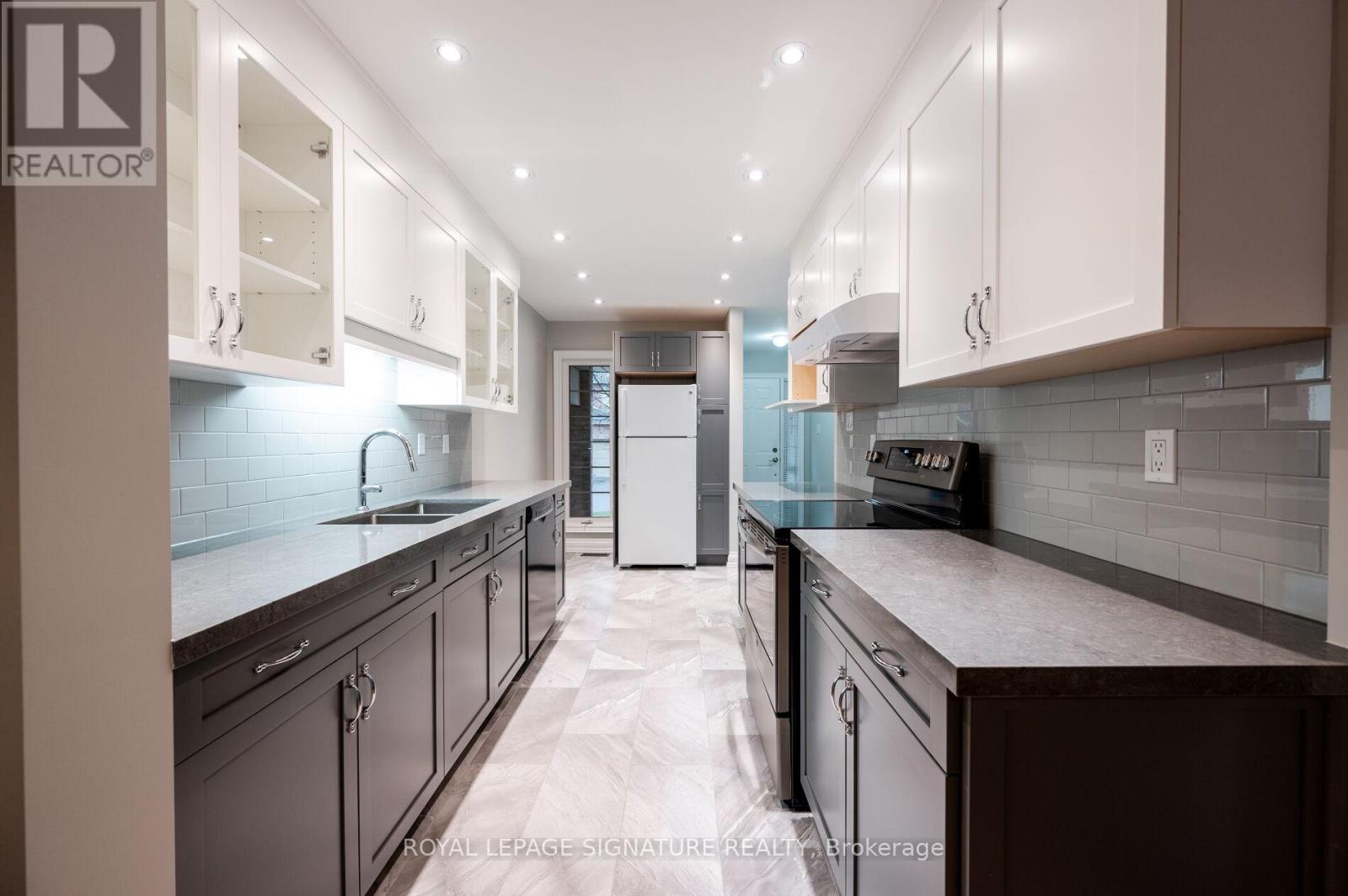 36 - 35 Ceremonial Drive, Mississauga, Ontario  L5R 3G6 - Photo 16 - W12944518