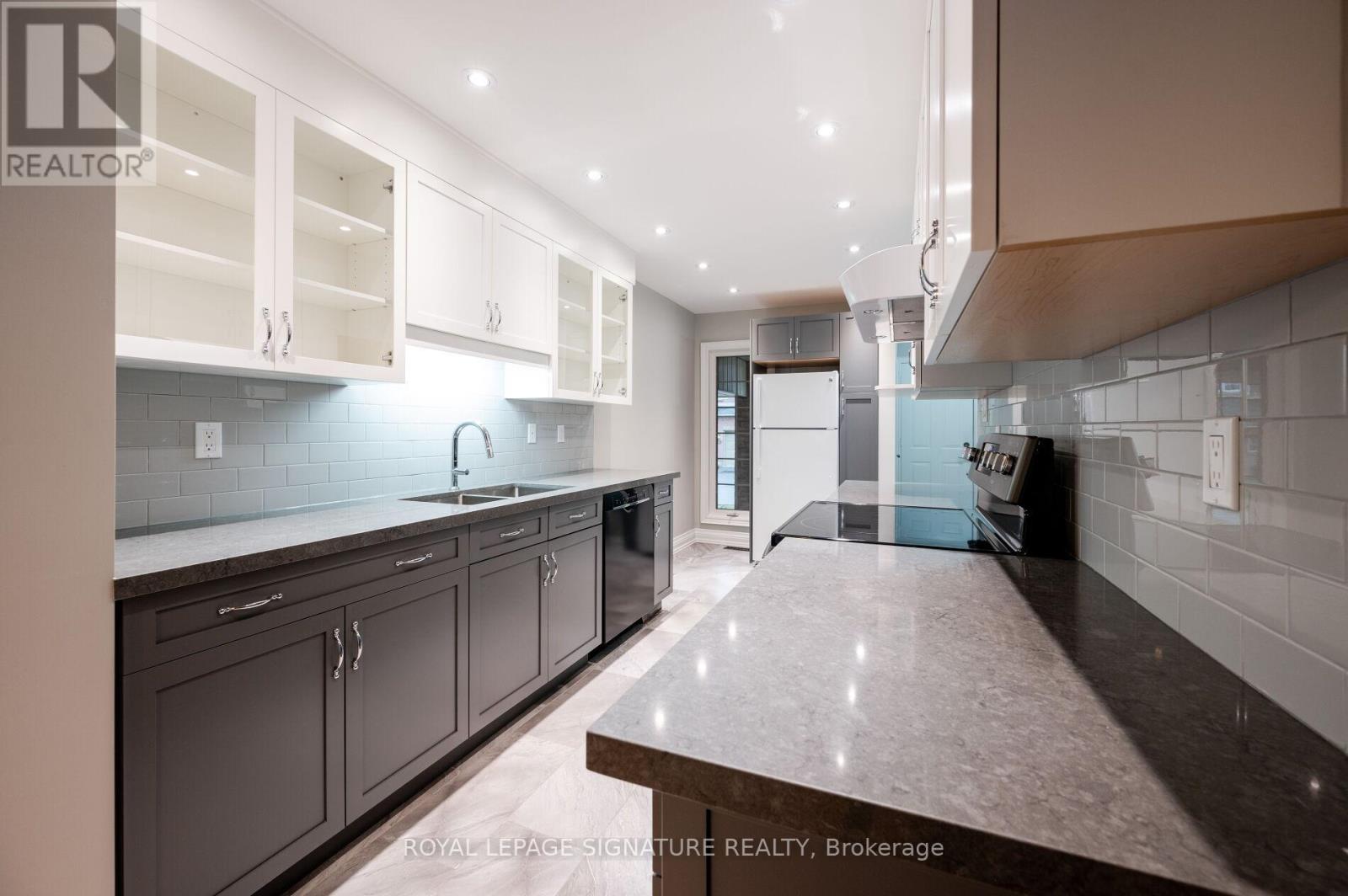 36 - 35 Ceremonial Drive, Mississauga, Ontario  L5R 3G6 - Photo 17 - W12944518