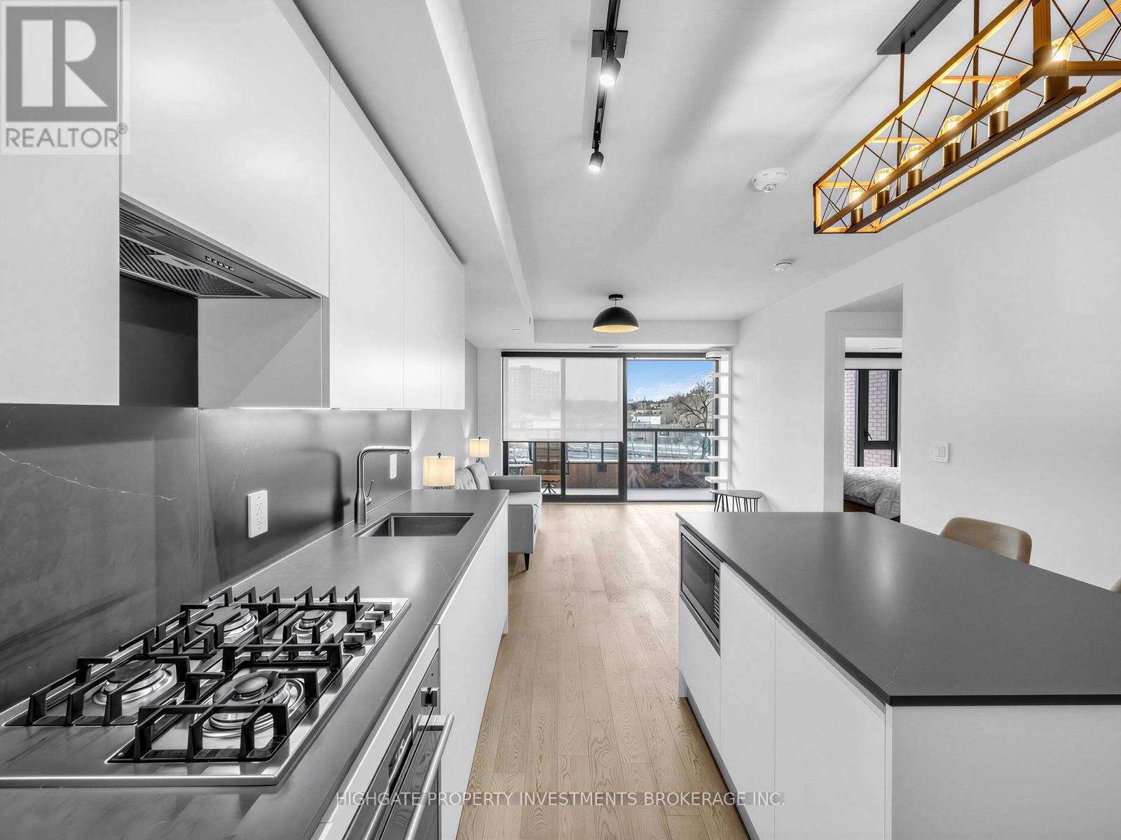 320 - 2720 Dundas Street W, Toronto (Junction Area), Ontario  M6P 0C3 - Photo 18 - W12944536