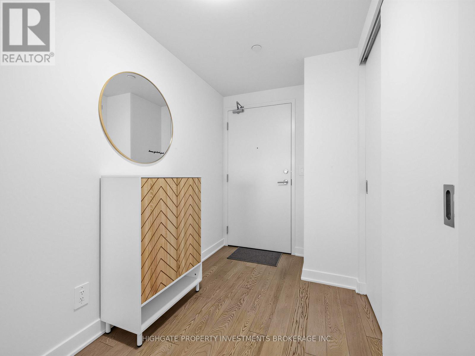 320 - 2720 Dundas Street W, Toronto (Junction Area), Ontario  M6P 0C3 - Photo 4 - W12944536