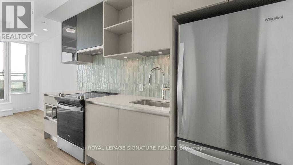 330 - 405 Dundas Street W, Oakville, Ontario  L6M 5P9 - Photo 11 - W12944576