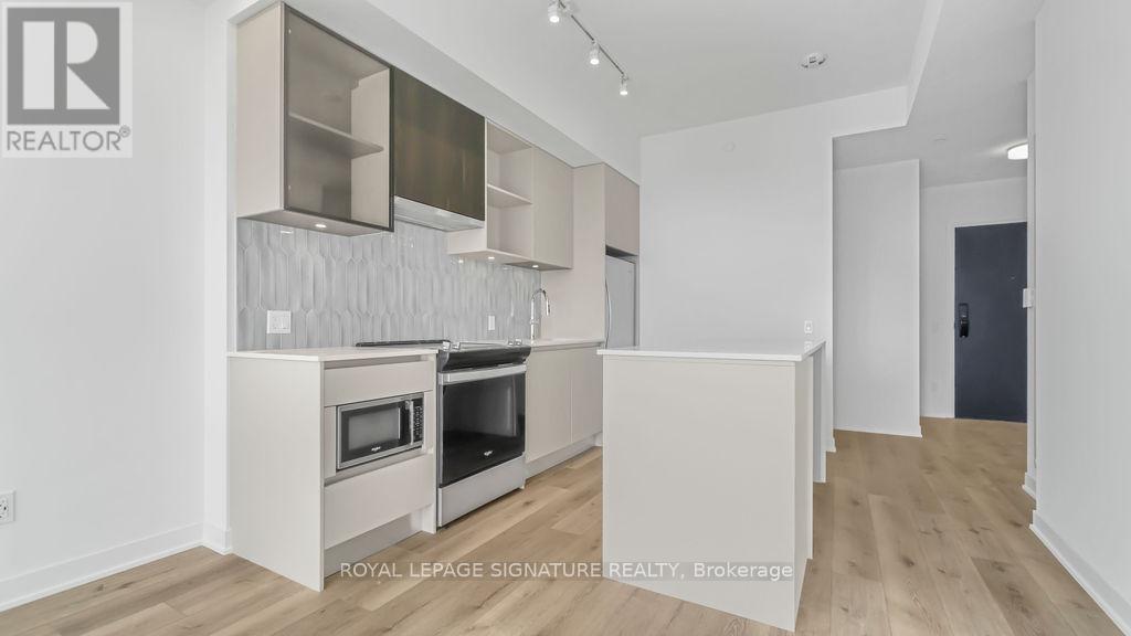 330 - 405 Dundas Street W, Oakville, Ontario  L6M 5P9 - Photo 9 - W12944576