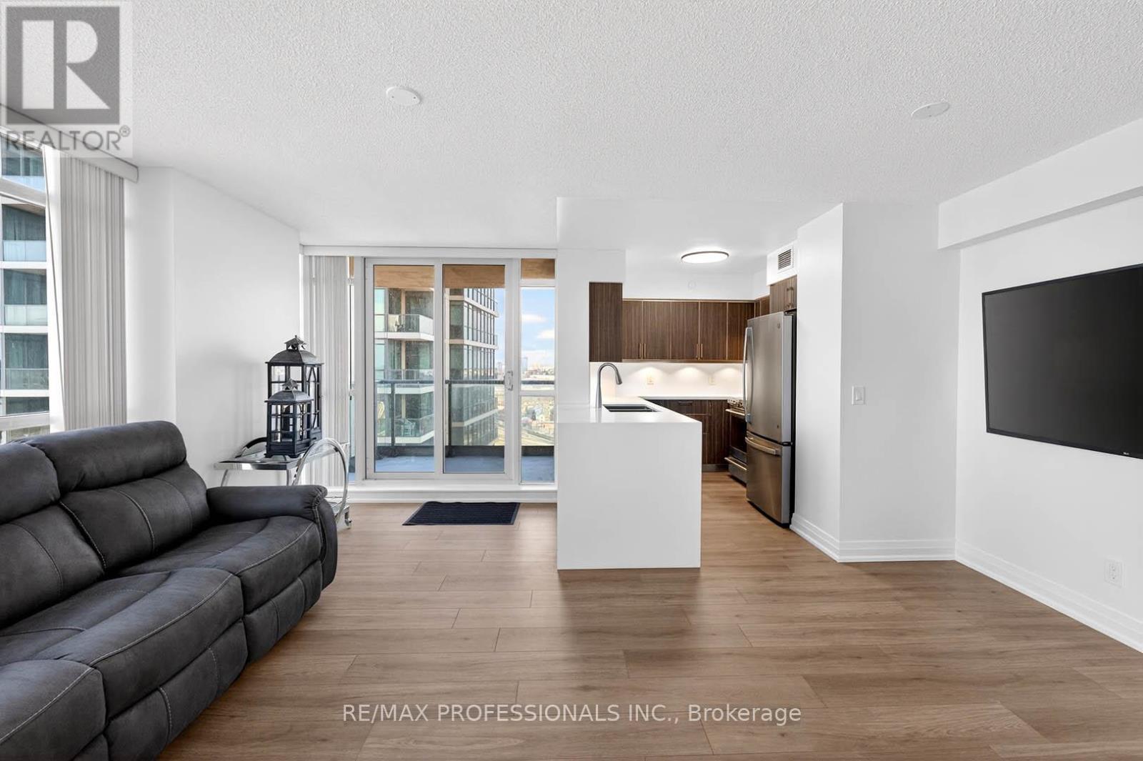 2110 - 215 Sherway Gardens Road, Toronto, Ontario  M9C 0A4 - Photo 9 - W12944582