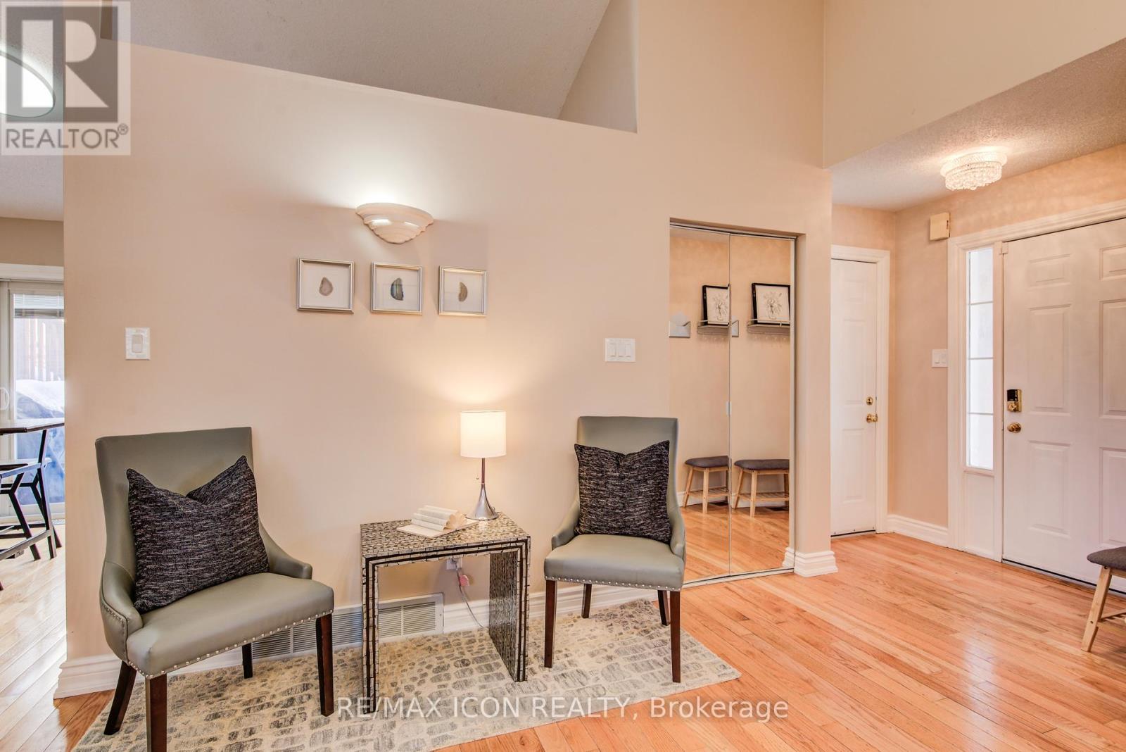 84 Endeavour Drive, Cambridge, Ontario  N3C 4C2 - Photo 7 - X12944164