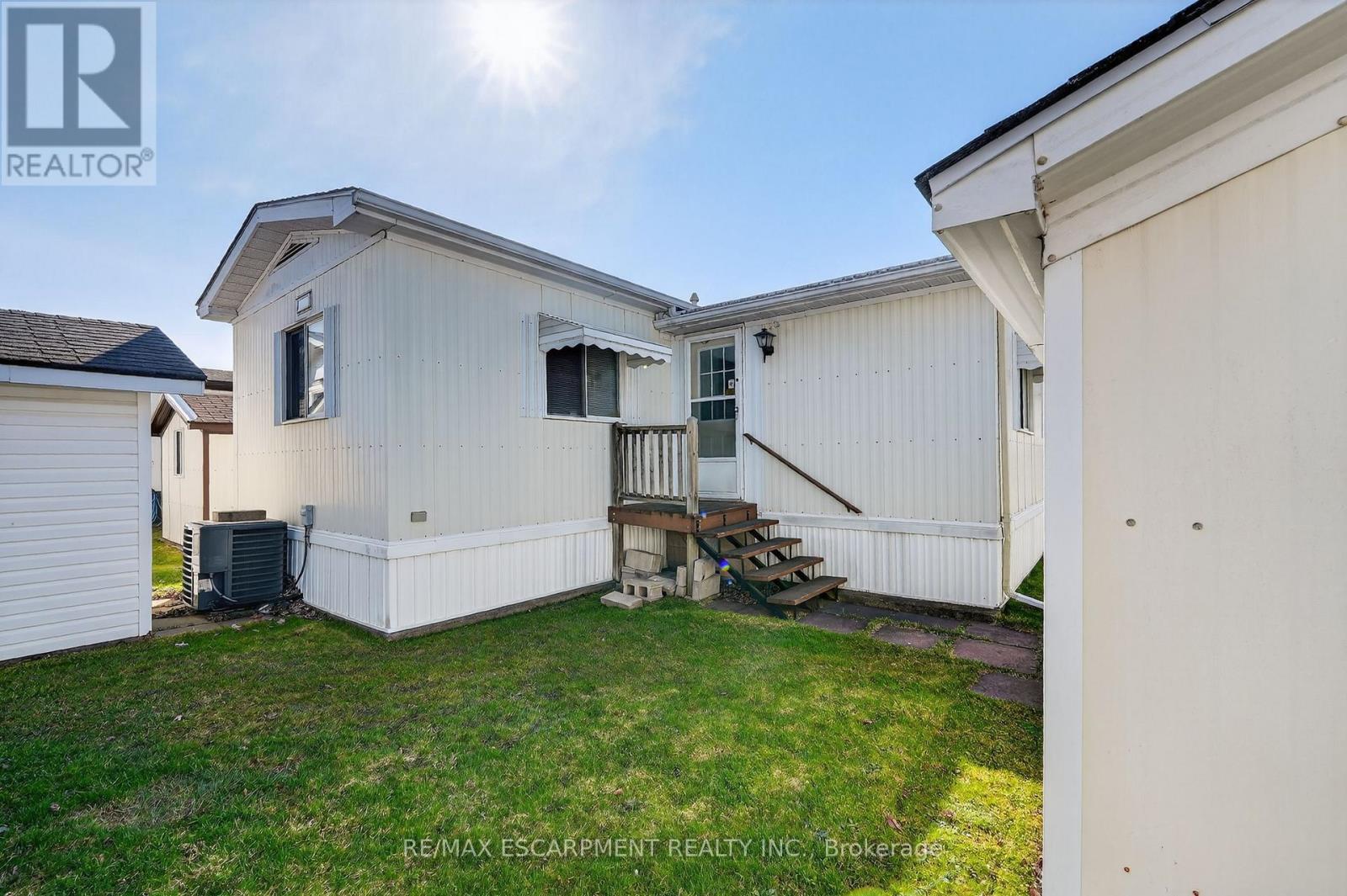 82 - 3033 Townline Road, Fort Erie (Black Creek), Ontario  L0S 1S1 - Photo 20 - X12944338