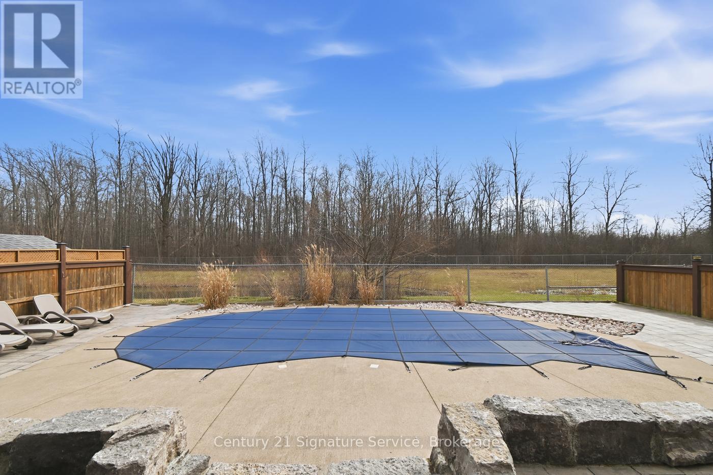 654 Brian Street, Fort Erie (Crescent Park), Ontario  L2A 6W2 - Photo 40 - X12944348