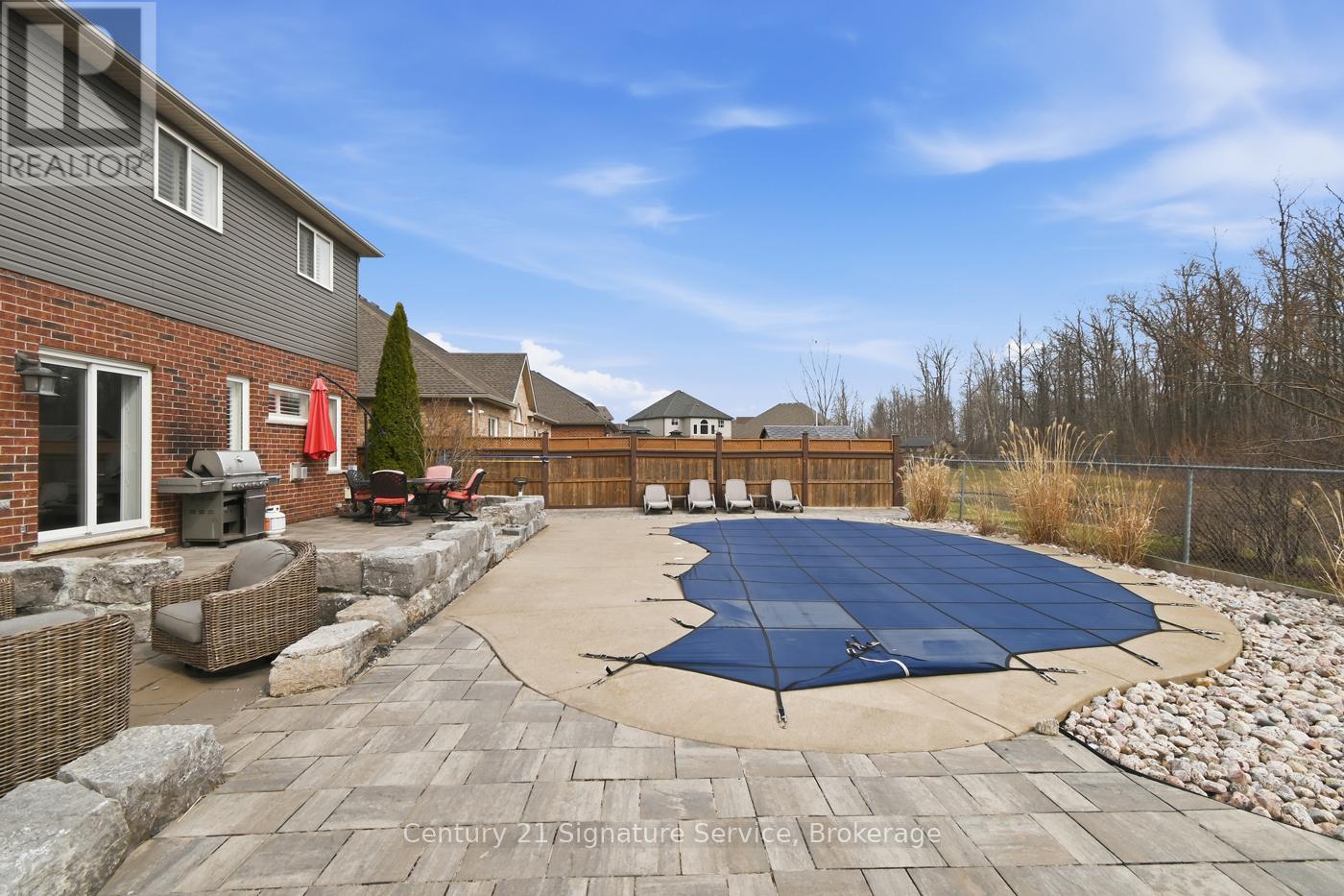 654 Brian Street, Fort Erie (Crescent Park), Ontario  L2A 6W2 - Photo 44 - X12944348