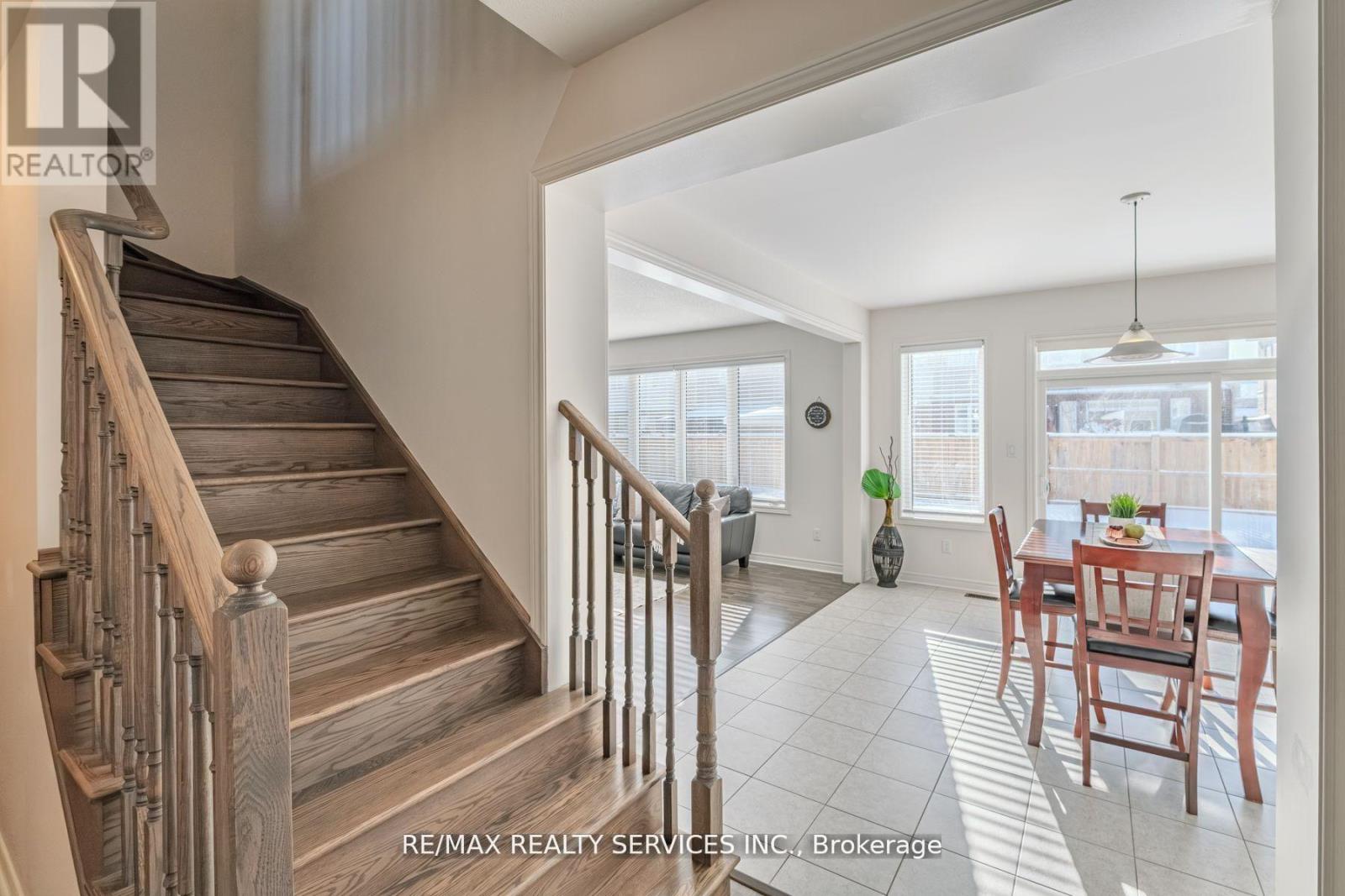 12 Oldham Avenue, Brant, Ontario  N3L 0G7 - Photo 16 - X12944402