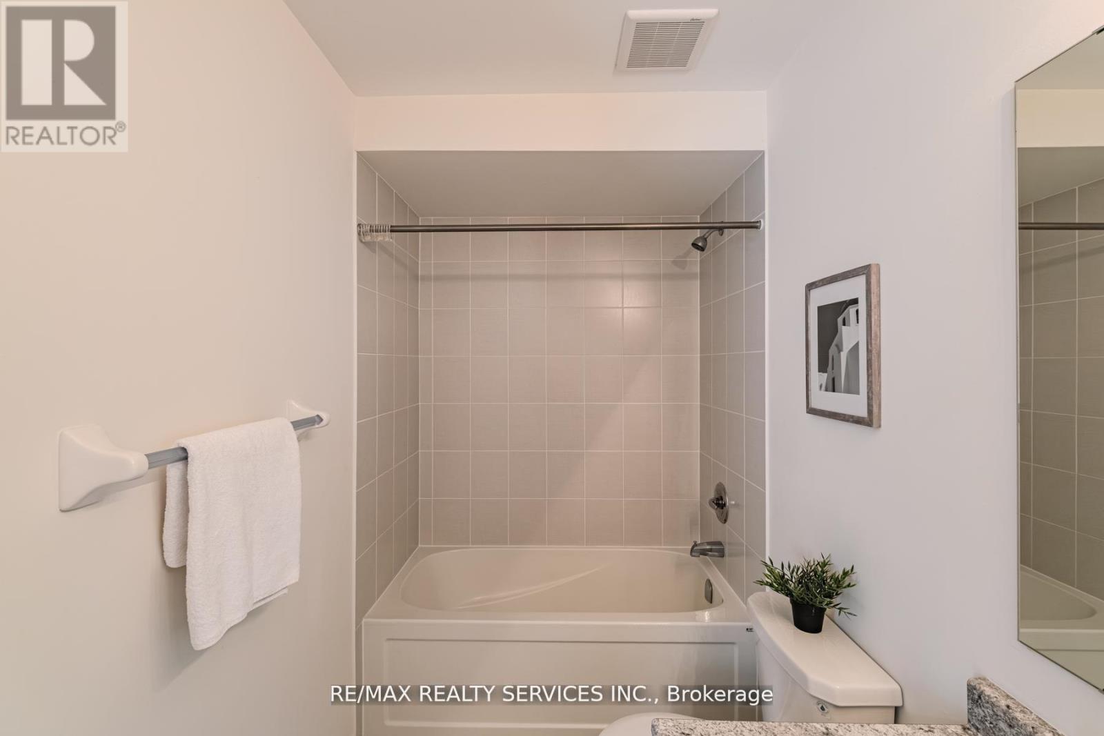 12 Oldham Avenue, Brant, Ontario  N3L 0G7 - Photo 39 - X12944402