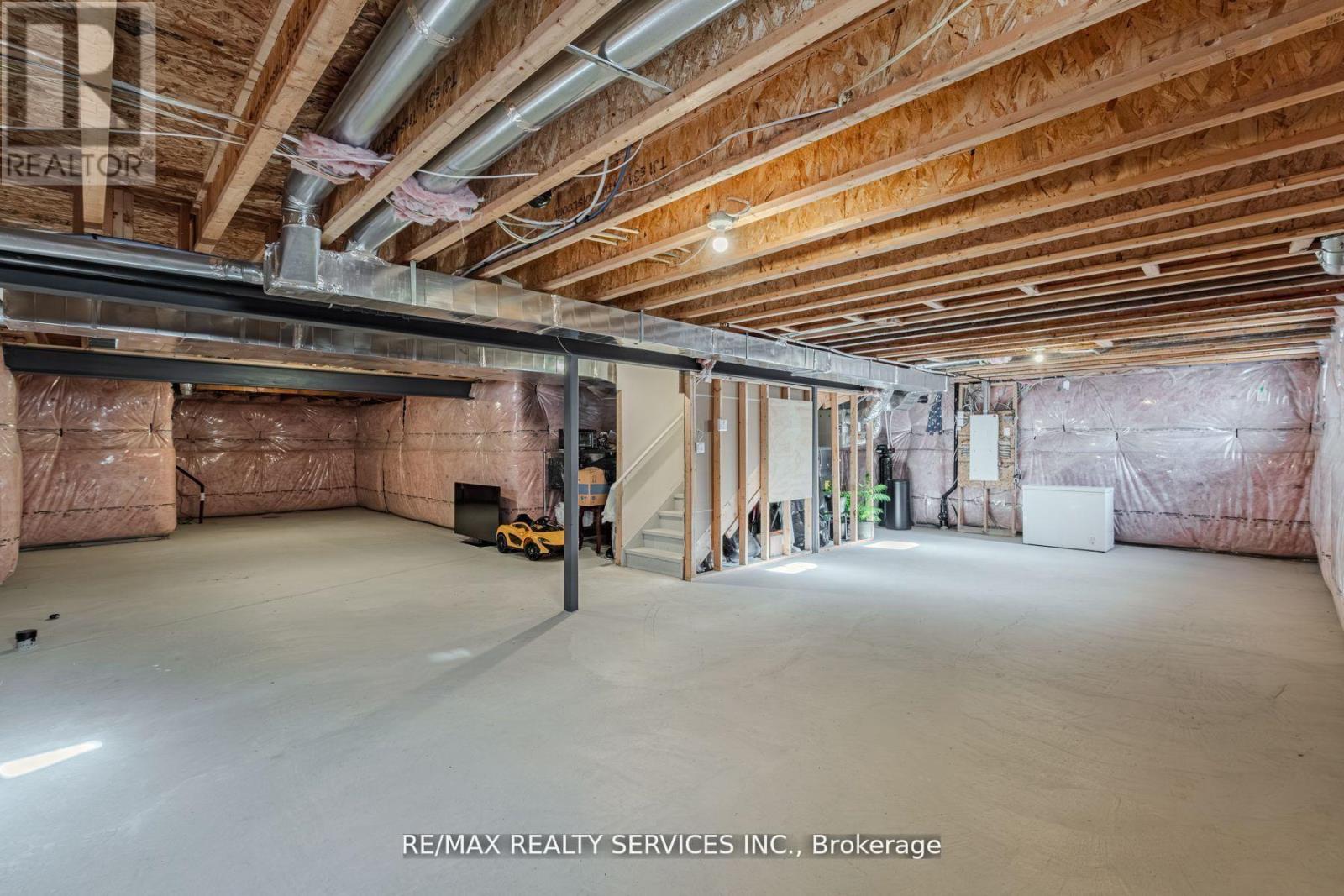 12 Oldham Avenue, Brant, Ontario  N3L 0G7 - Photo 48 - X12944402