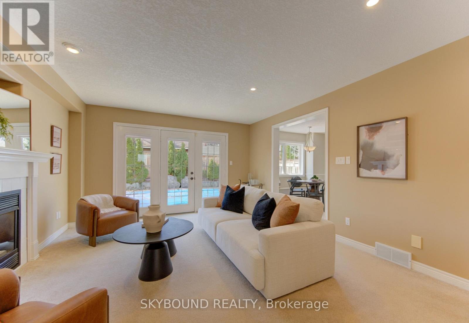 179 Bridgewater Crescent, Waterloo, Ontario  N2T 2M3 - Photo 10 - X12944494