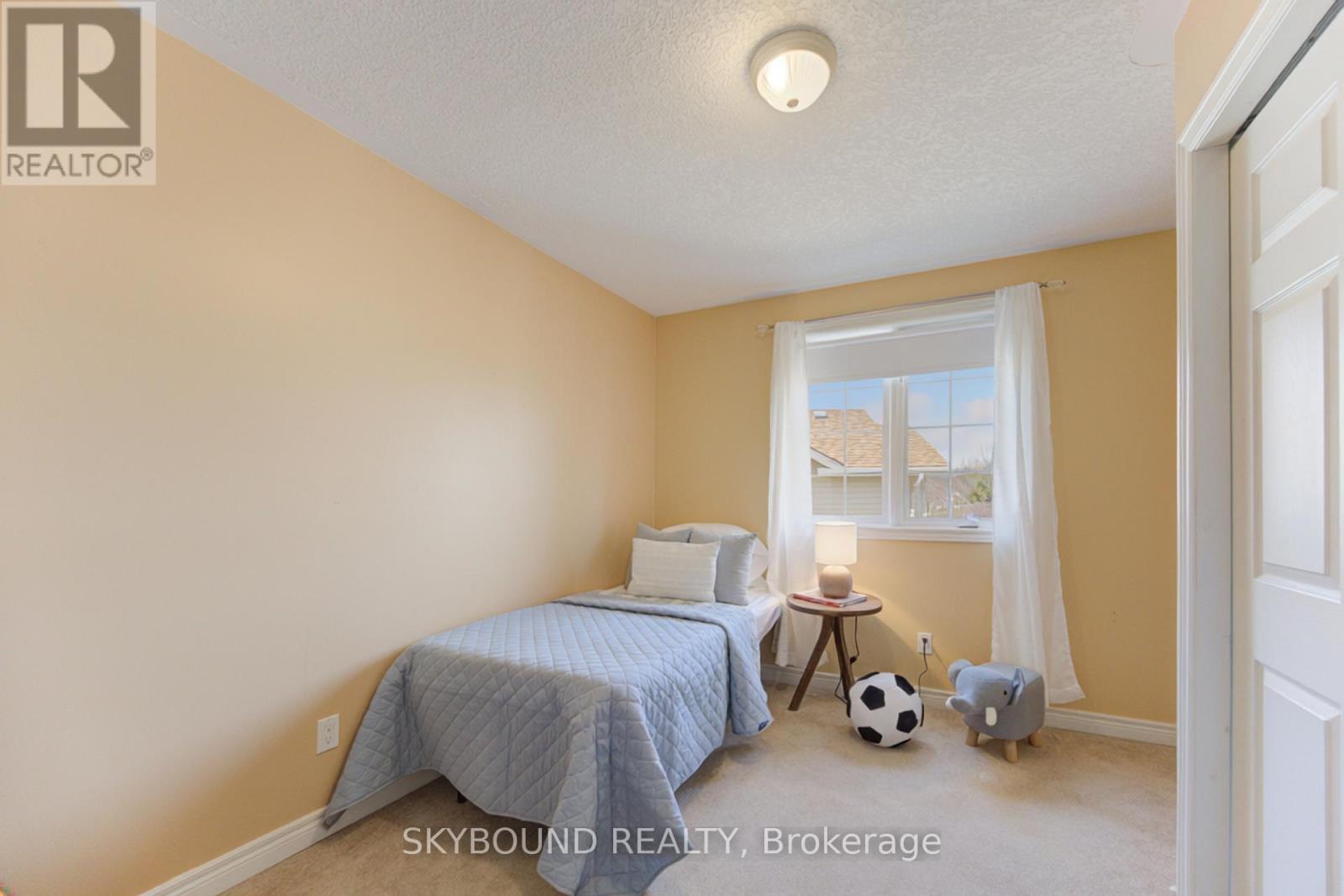 179 Bridgewater Crescent, Waterloo, Ontario  N2T 2M3 - Photo 21 - X12944494