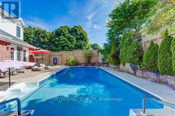 179 Bridgewater Crescent, Waterloo, Ontario  N2T 2M3 - Photo 29 - X12944494