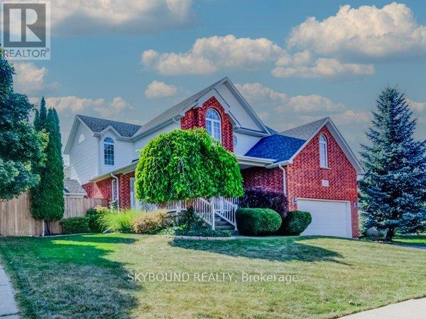 179 Bridgewater Crescent, Waterloo, Ontario  N2T 2M3 - Photo 3 - X12944494