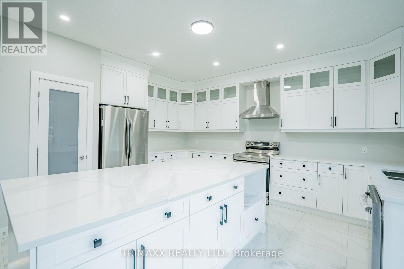 188 Foxborough Place, Thames Centre (Thorndale), Ontario  N0M 2P0 - Photo 11 - X12944498