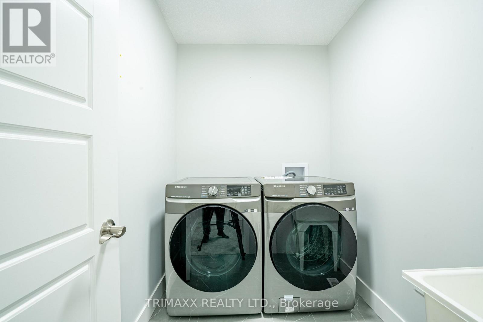 188 Foxborough Place, Thames Centre (Thorndale), Ontario  N0M 2P0 - Photo 41 - X12944498