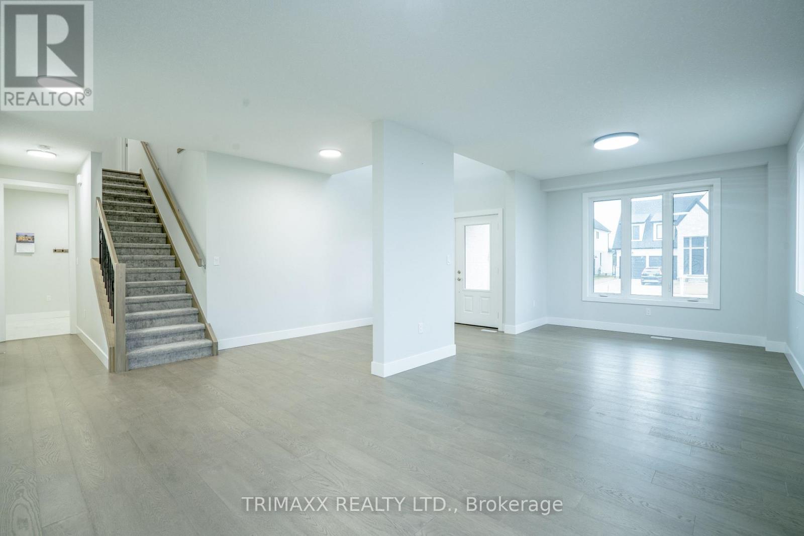 188 Foxborough Place, Thames Centre (Thorndale), Ontario  N0M 2P0 - Photo 7 - X12944498