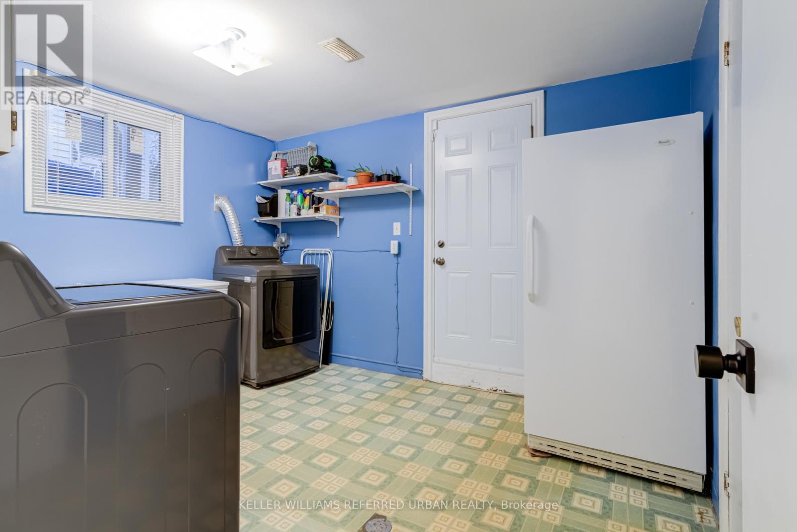 237 Hoover Crescent, Hamilton (Balfour), Ontario  L9A 3H5 - Photo 35 - X12944596