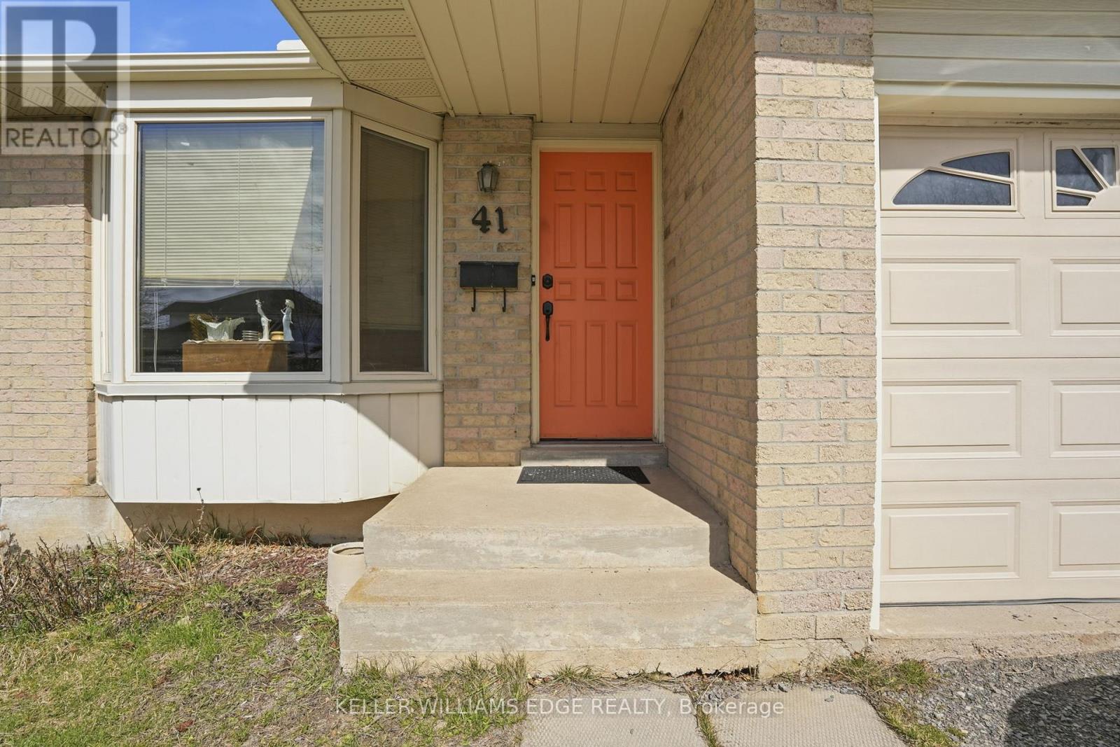 41 Kennard Street, Hamilton (Stoney Creek Mountain), Ontario  L8J 2C3 - Photo 17 - X12944630