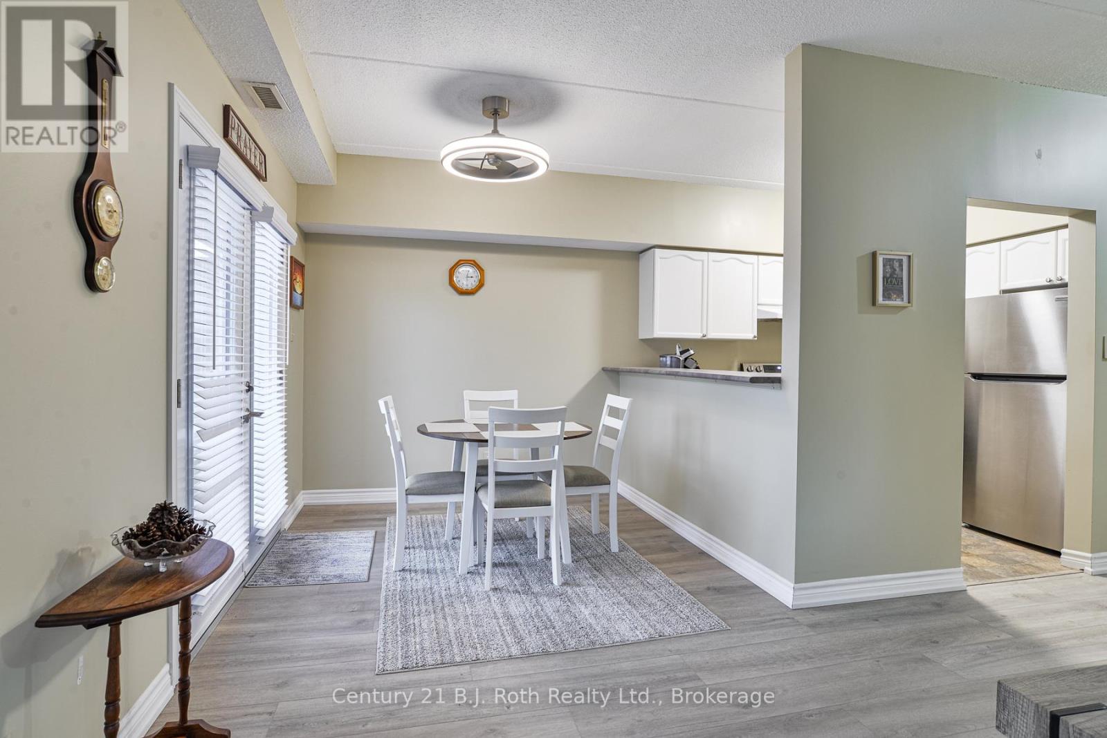 101 - 125 Bond Street, Orillia, Ontario  L3V 1J7 - Photo 10 - S12944662