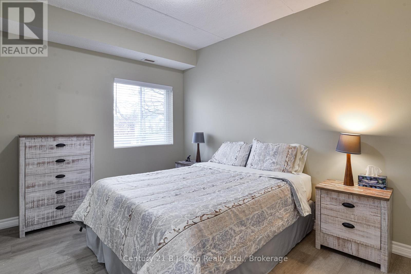 101 - 125 Bond Street, Orillia, Ontario  L3V 1J7 - Photo 13 - S12944662